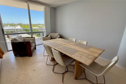 Condominio en alquiler en Miami Beach, Florida, 2 dormitorios, 141.21 m2 № 1959388 - foto 18