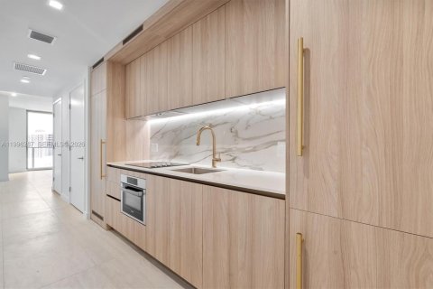 Condominio en alquiler en Miami, Florida, 48.22 m2 № 2059631 - foto 3