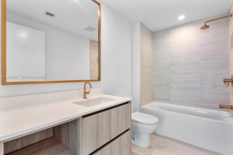 Condominio en alquiler en Miami, Florida, 48.22 m2 № 2059631 - foto 15