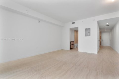 Condominio en alquiler en Miami, Florida, 48.22 m2 № 2059631 - foto 11