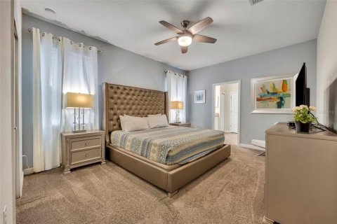 House in Four Corners, Florida 8 bedrooms, 363.15 sq.m. № 1514566 - photo 24