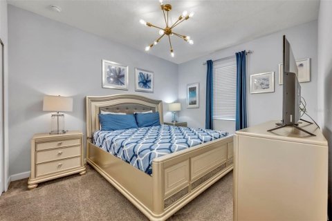 House in Four Corners, Florida 8 bedrooms, 363.15 sq.m. № 1514566 - photo 21
