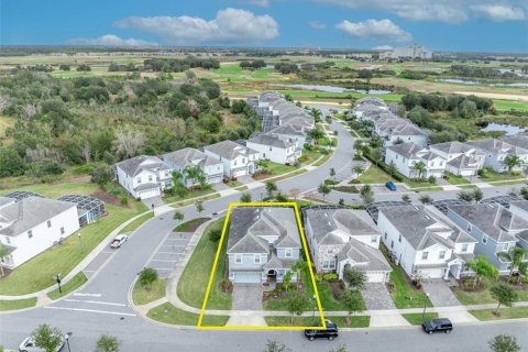 House in Four Corners, Florida 8 bedrooms, 363.15 sq.m. № 1514566 - photo 5