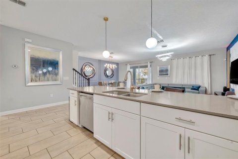 House in Four Corners, Florida 8 bedrooms, 363.15 sq.m. № 1514566 - photo 11