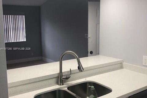 Copropriété à vendre à Hollywood, Floride: 1 chambre, 78.13 m2 № 2041777 - photo 4