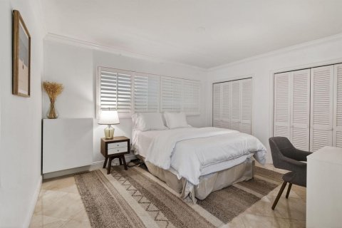 Copropriété à vendre à Palm Beach, Floride: 2 chambres, 91.97 m2 № 2087768 - photo 29