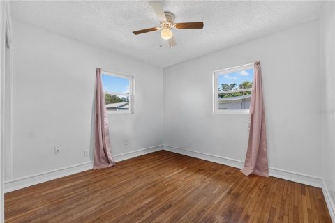 House in Lakeland, Florida 3 bedrooms, 113.25 sq.m. № 2215605 - photo 28