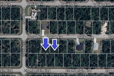 Terreno en venta en Port Charlotte, Florida № 2161926 - foto 3