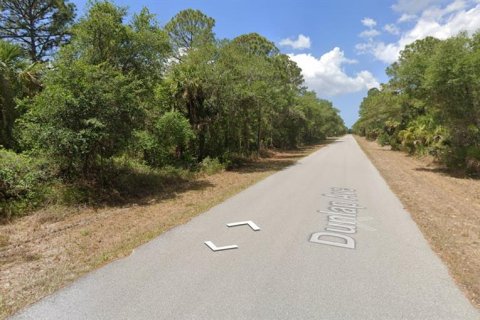 Terreno en venta en Port Charlotte, Florida № 2161926 - foto 2