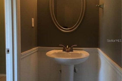 Townhouse in Winter Springs, Florida 2 bedrooms, 100.33 sq.m. № 1911009 - photo 12