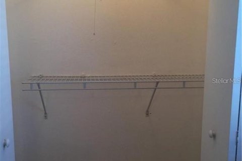 Townhouse in Winter Springs, Florida 2 bedrooms, 100.33 sq.m. № 1911009 - photo 15