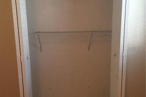 Townhouse in Winter Springs, Florida 2 bedrooms, 100.33 sq.m. № 1911009 - photo 18