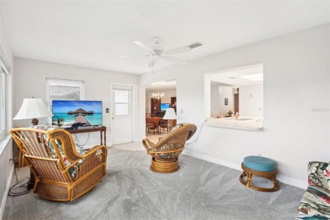 Condominio en venta en Sun City Center, Florida, 2 dormitorios, 134.52 m2 № 1722947 - foto 7