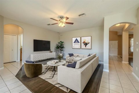 House in Wesley Chapel, Florida 4 bedrooms, 233.65 sq.m. № 1744457 - photo 10