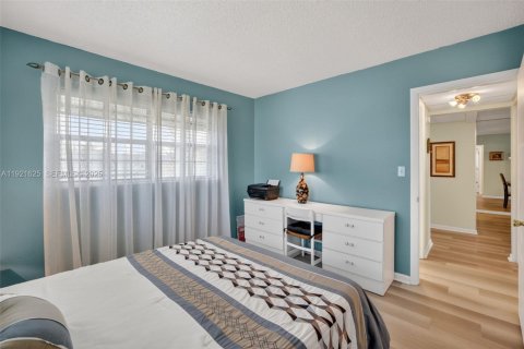 Copropriété à vendre à Margate, Floride: 2 chambres, 86.4 m2 № 2090257 - photo 25