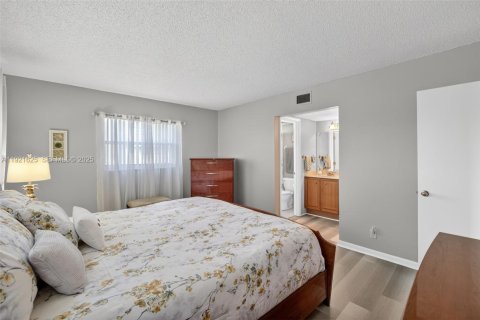 Copropriété à vendre à Margate, Floride: 2 chambres, 86.4 m2 № 2090257 - photo 19