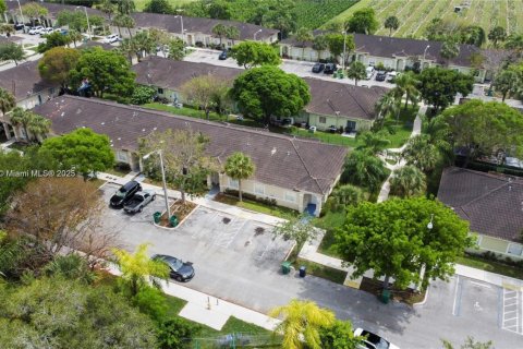 Condo in Homestead, Florida, 2 bedrooms  № 1739017 - photo 8