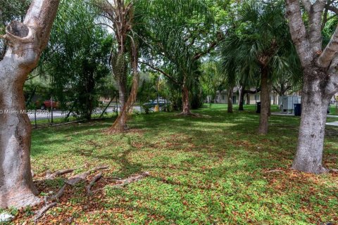 Condo in Homestead, Florida, 2 bedrooms  № 1739017 - photo 9