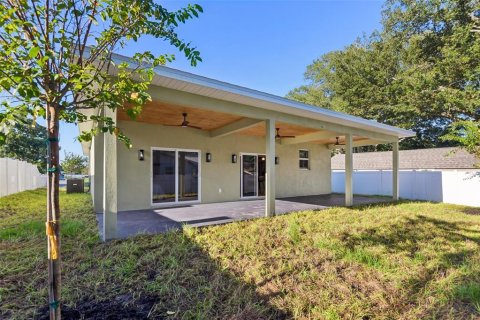 House in Dunedin, Florida 3 bedrooms, 126.72 sq.m. № 2150959 - photo 26