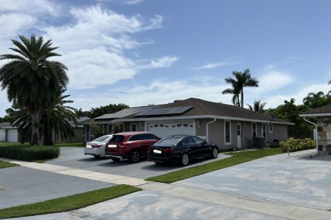 Casa en venta en Royal Palm Beach, Florida, 3 dormitorios, 173.36 m2 № 2192026 - foto 25