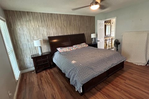 Casa en venta en Royal Palm Beach, Florida, 3 dormitorios, 173.36 m2 № 2192026 - foto 12