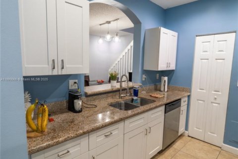Adosado en venta en Homestead, Florida, 3 dormitorios, 132.66 m2 № 1947249 - foto 24