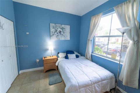 Adosado en venta en Homestead, Florida, 3 dormitorios, 132.66 m2 № 1947249 - foto 11