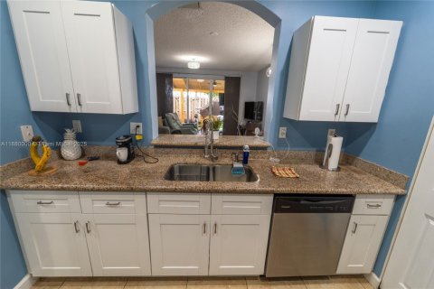 Adosado en venta en Homestead, Florida, 3 dormitorios, 132.66 m2 № 1947249 - foto 26
