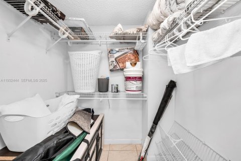 Copropriété à louer à Pompano Beach, Floride: 2 chambres, 98.85 m2 № 1991555 - photo 14