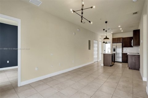 Condo in Doral, Florida, 3 bedrooms № 1920376 - photo 25