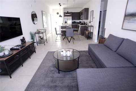 Condo in Doral, Florida, 3 bedrooms № 1920376 - photo 26