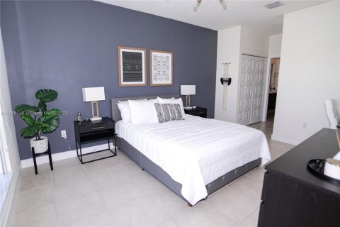 Condo in Doral, Florida, 3 bedrooms № 1920376 - photo 30