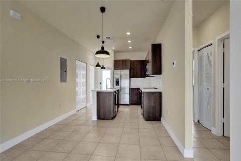 Condo in Doral, Florida, 3 bedrooms № 1920376 - photo 21