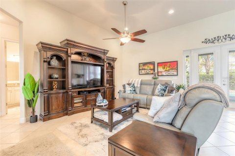 Casa en venta en New Smyrna Beach, Florida, 4 dormitorios, 202.9 m2 № 1807408 - foto 13
