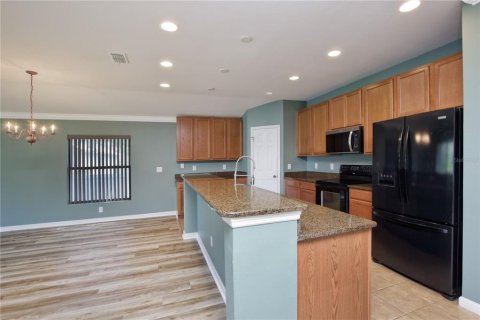 Casa en venta en Cocoa, Florida, 3 dormitorios, 159.42 m2 № 1918694 - foto 9