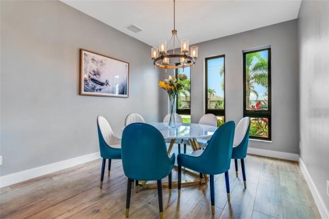 Casa en venta en Cape Coral, Florida, 3 dormitorios, 204.66 m2 № 1903721 - foto 9
