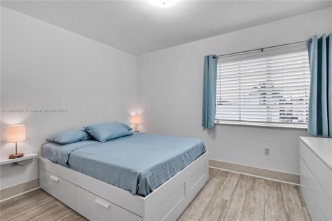 Copropriété à louer à Miami Beach, Floride: 1 chambre, 47.66 m2 № 1739885 - photo 6