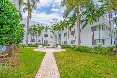 Copropriété à louer à Miami Beach, Floride: 1 chambre, 47.66 m2 № 1739885 - photo 5
