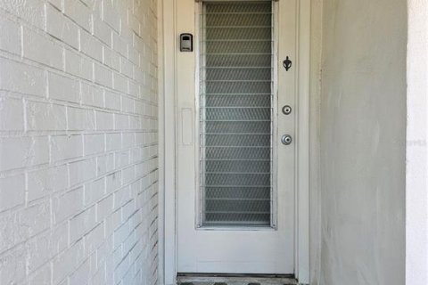 Купить кондоминиум в Нью-Порт-Ричи, Флорида 6 комнат, 82.5м2, № 1652476 - фото 9