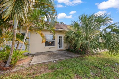 House in Clearwater, Florida 1 bedroom, 90.49 sq.m. № 2200297 - photo 19