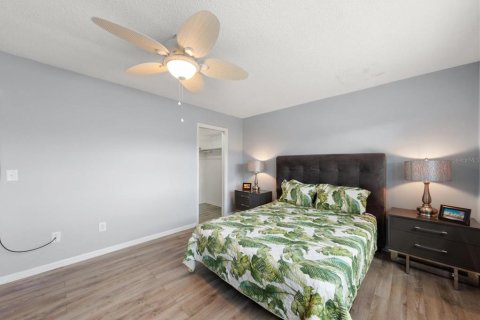 House in Clearwater, Florida 1 bedroom, 90.49 sq.m. № 2200297 - photo 14