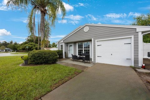 House in Palm Harbor, Florida 3 bedrooms, 96.15 sq.m. № 1885628 - photo 2