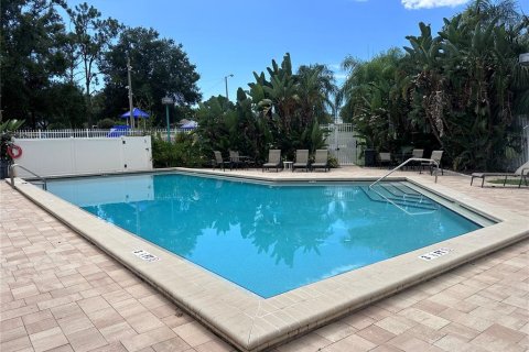 House in Palm Harbor, Florida 3 bedrooms, 96.15 sq.m. № 1885628 - photo 24