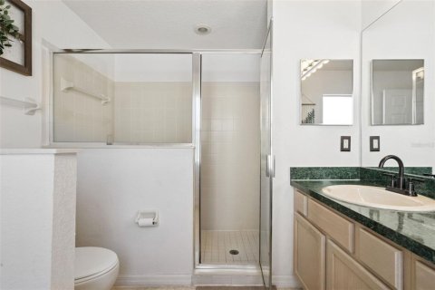 House in Davenport, Florida 4 bedrooms, 157.93 sq.m. № 2218016 - photo 23