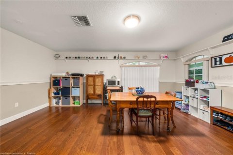 House in Lake Placid, Florida 5 bedrooms, 337.51 sq.m. № 1903793 - photo 30