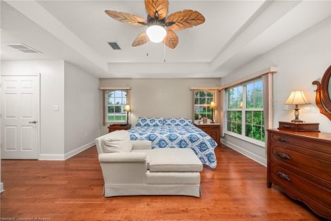 House in Lake Placid, Florida 5 bedrooms, 337.51 sq.m. № 1903793 - photo 15