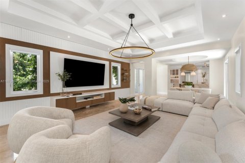 Villa ou maison à vendre à Pinecrest, Floride: 7 chambres, 794.41 m2 № 1921947 - photo 13