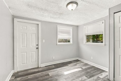 Immobilier commercial à vendre à Saint Petersburg, Floride: 4 chambres, 121.14 m2 № 2430896 - photo 24