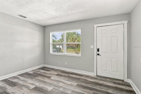 Immobilier commercial à vendre à Saint Petersburg, Floride: 4 chambres, 121.14 m2 № 2430896 - photo 4