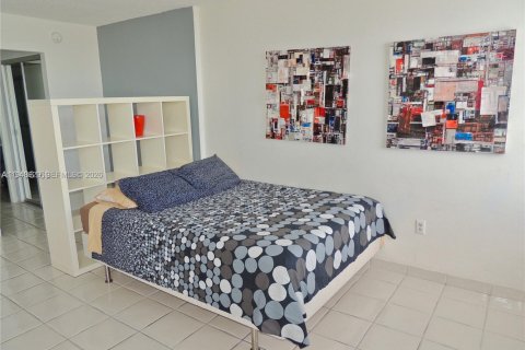 Купить кондоминиум в Майами-Бич, Флорида 43.66м2, № 1998667 - фото 12